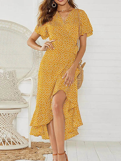 Beautifully Crafted Dress in a Classic Style