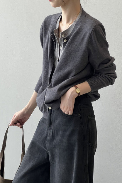 Classic Vintage & Enduringly Stylish Cardigan