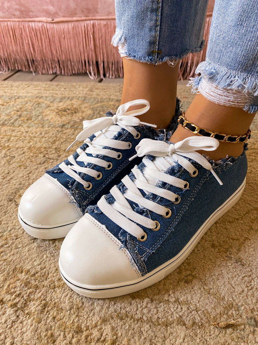 Elegantly Styled Sneakers for Everyday Wear