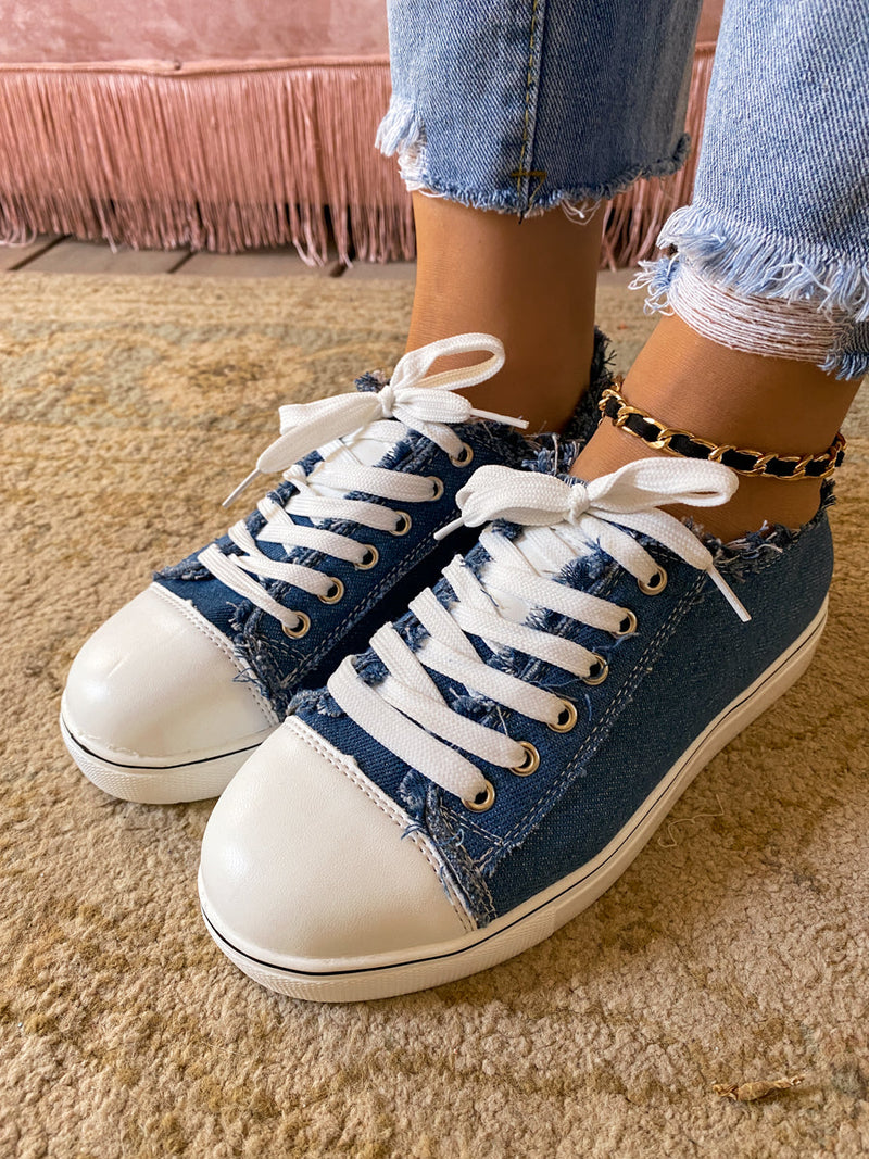 Elegantly Styled Sneakers for Everyday Wear