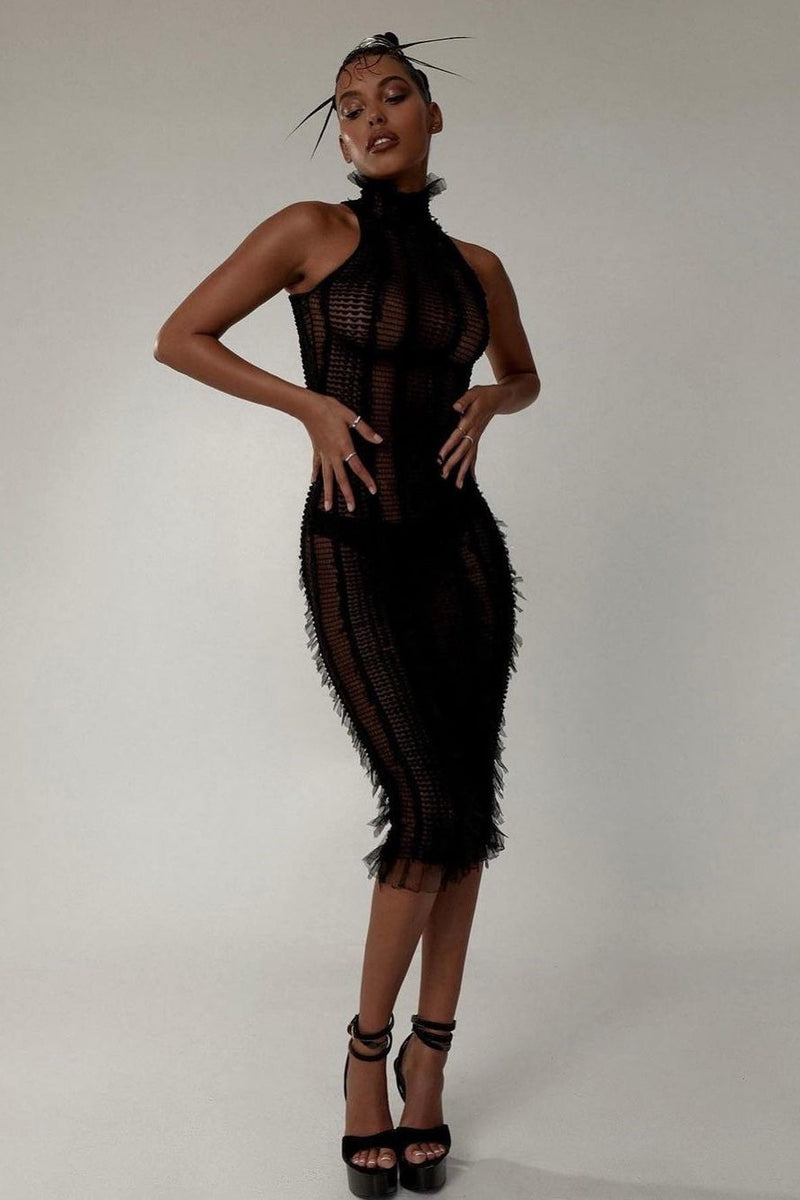 Effortlessly Elegant Dress with a Timeless Design