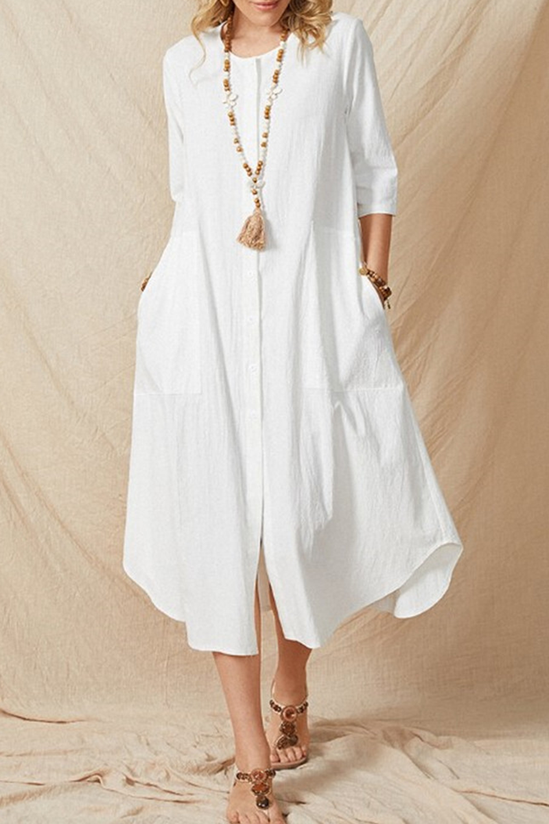 Well Tailored Dress with a Graceful Silhouette