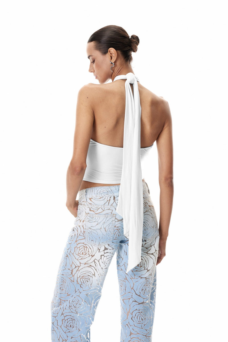 Well Tailored Top with a Graceful Silhouette