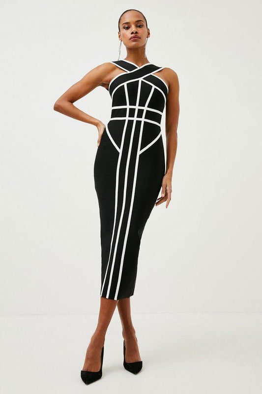 Beautifully Crafted Dress in a Classic Style