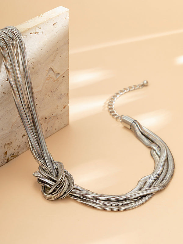 Effortlessly Elegant Garment with a Timeless Design