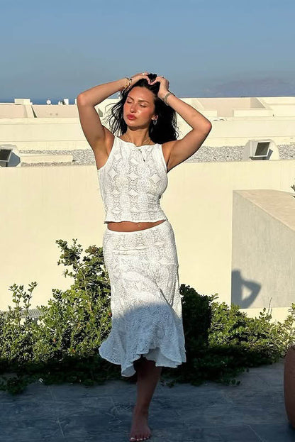 Gracefully Styled Garment for Any Occasion