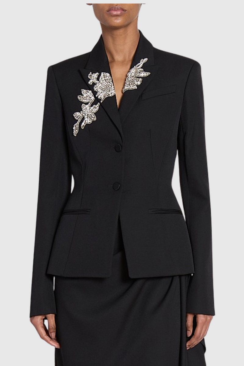 Well Tailored Garment with a Graceful Silhouette
