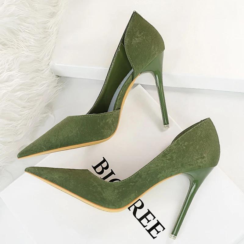 Beautifully Balanced Heels with Timeless Character