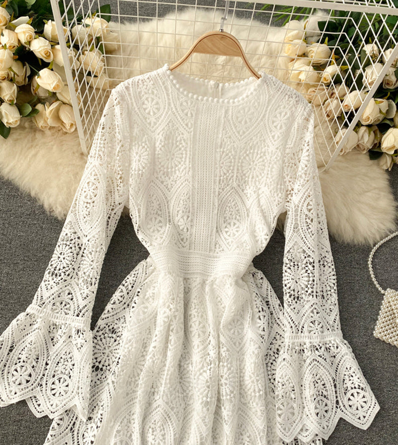 Sophisticated Dress with a Clean Classic Look