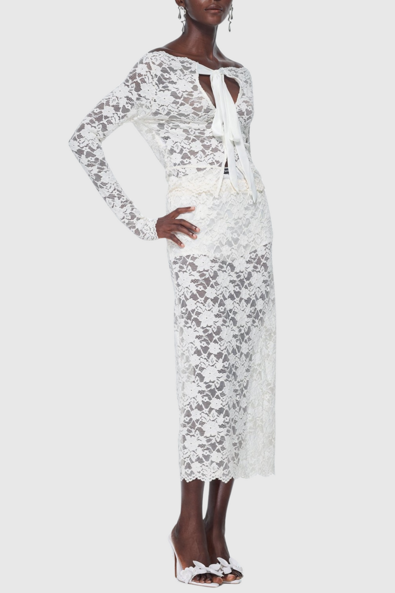 Beautifully Finished Garment in a Timeless Design