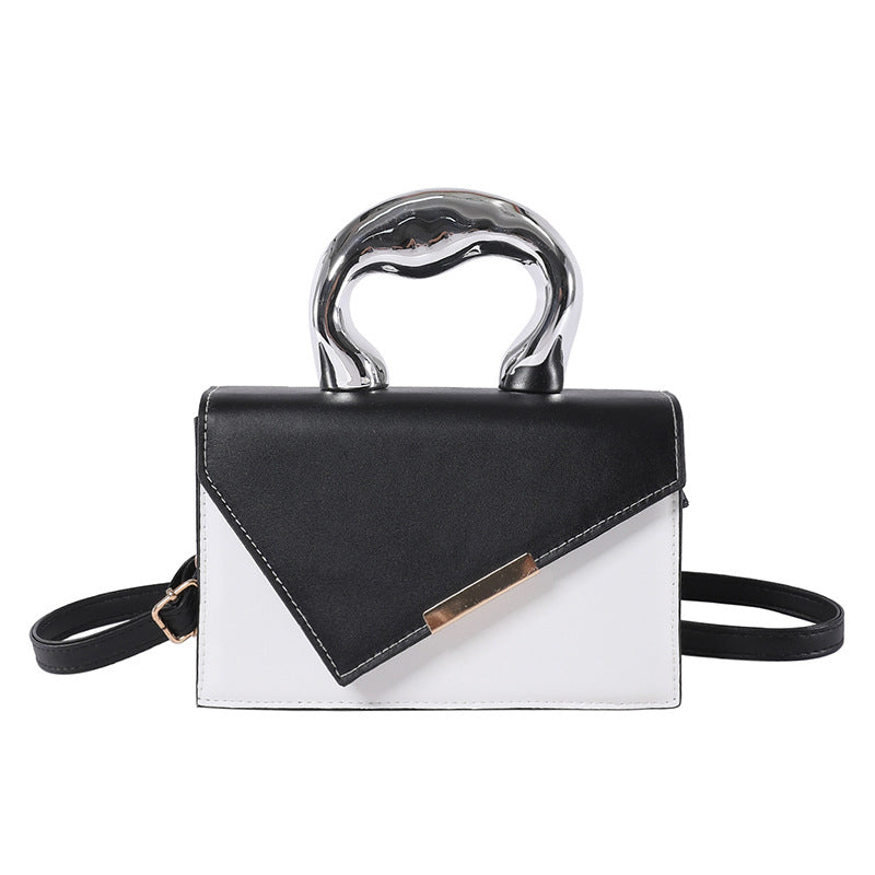 Sophisticated Bag with a Clean Classic Look