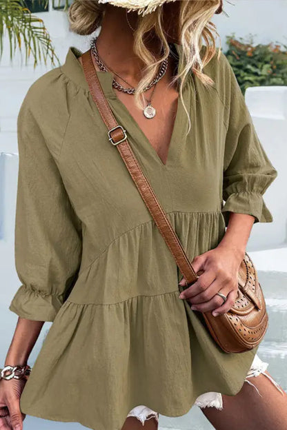 Effortlessly Elegant Blouse with a Timeless Design