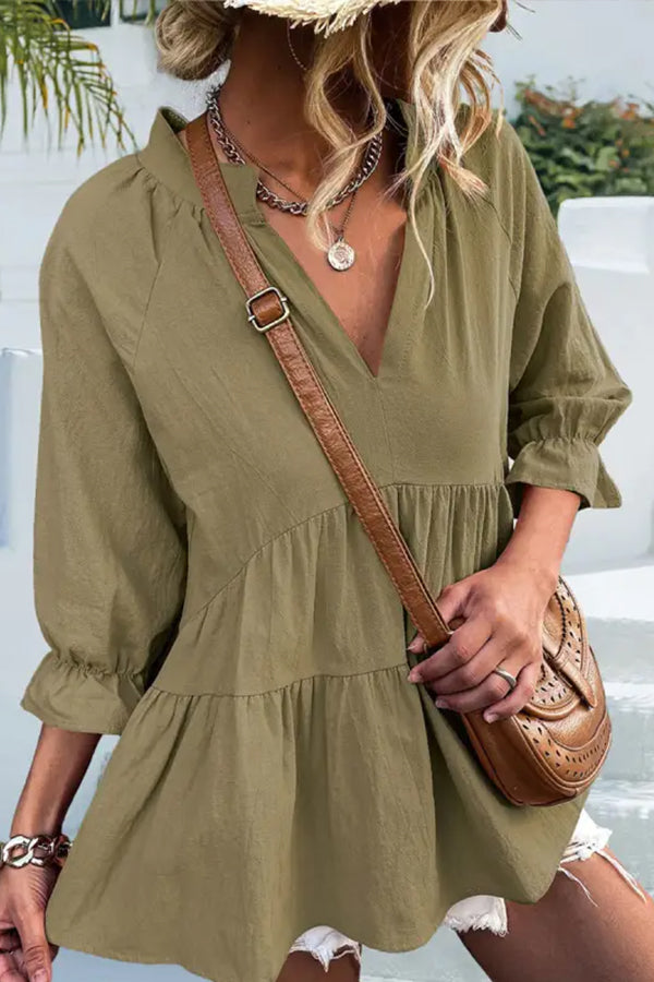 Effortlessly Elegant Blouse with a Timeless Design