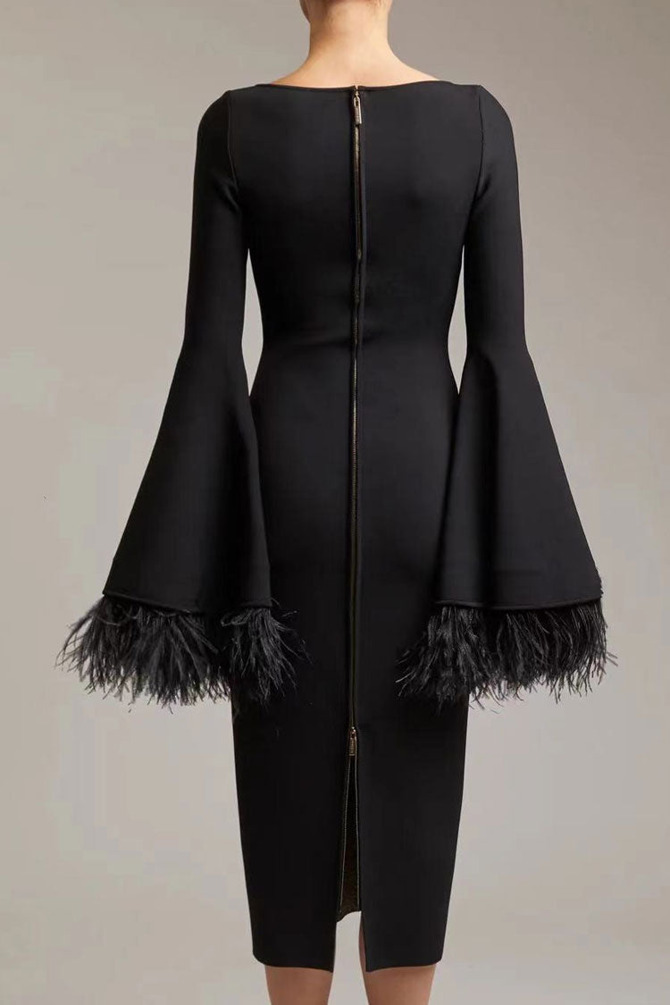 Beautifully Finished Dress in a Timeless Design