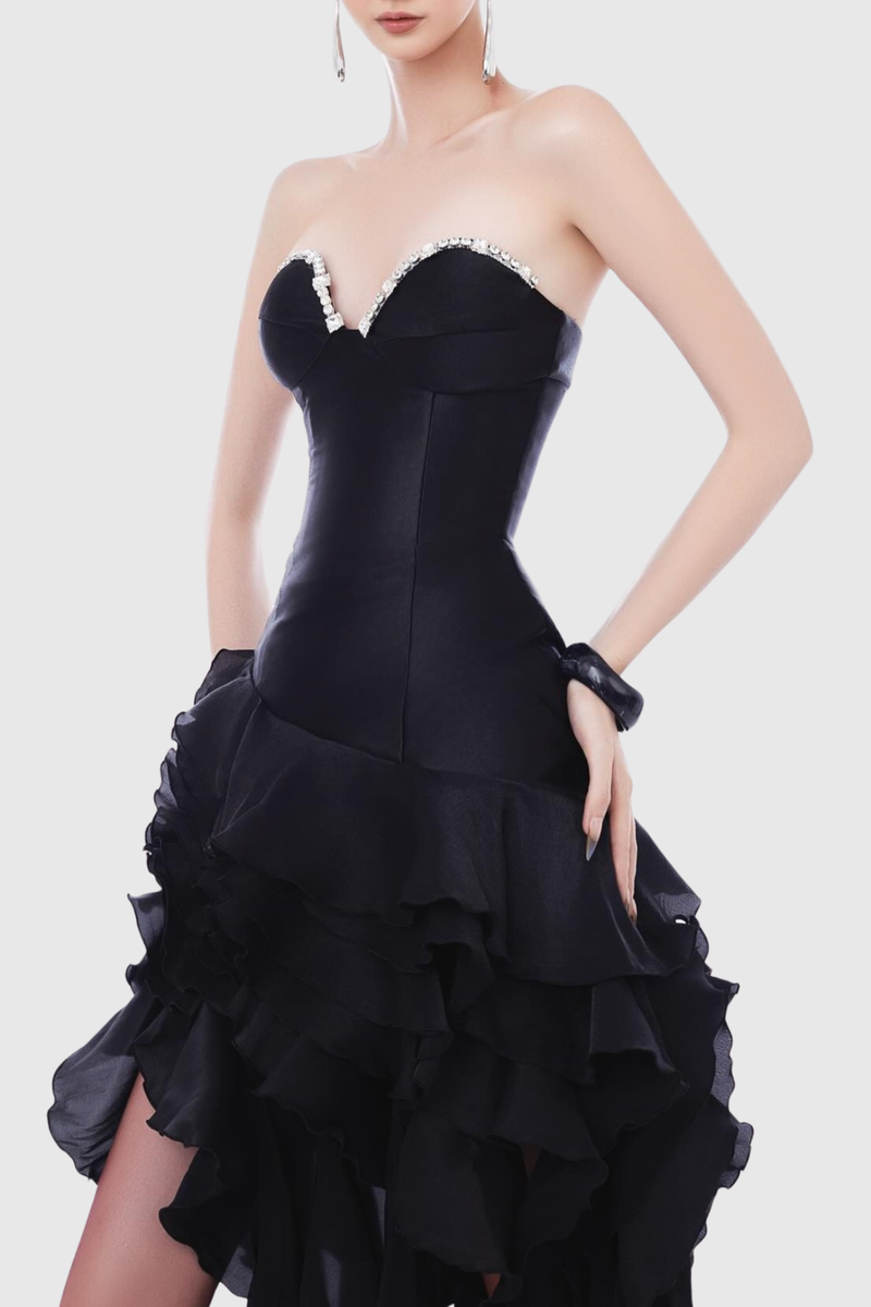 Beautifully Crafted Dress in a Classic Style