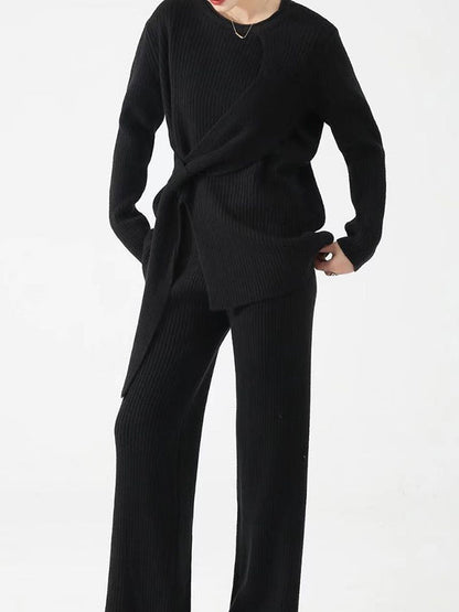 Beautifully Finished Sweater in a Timeless Design
