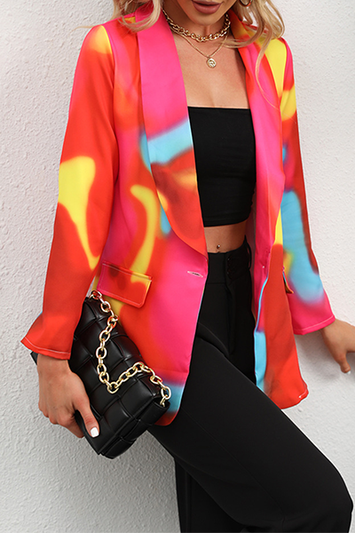 Well Tailored Garment with a Graceful Silhouette