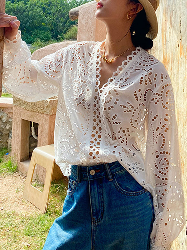 Beautifully Finished Blouse in a Timeless Design