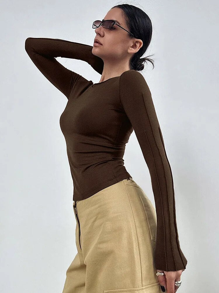 Effortlessly Elegant Pullover with a Timeless Design