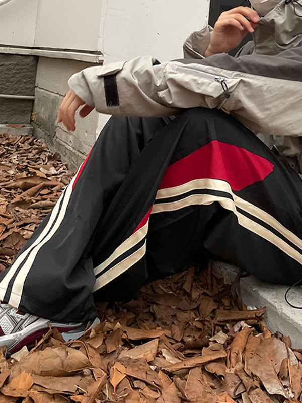 Effortlessly Elegant Pants with a Timeless Design