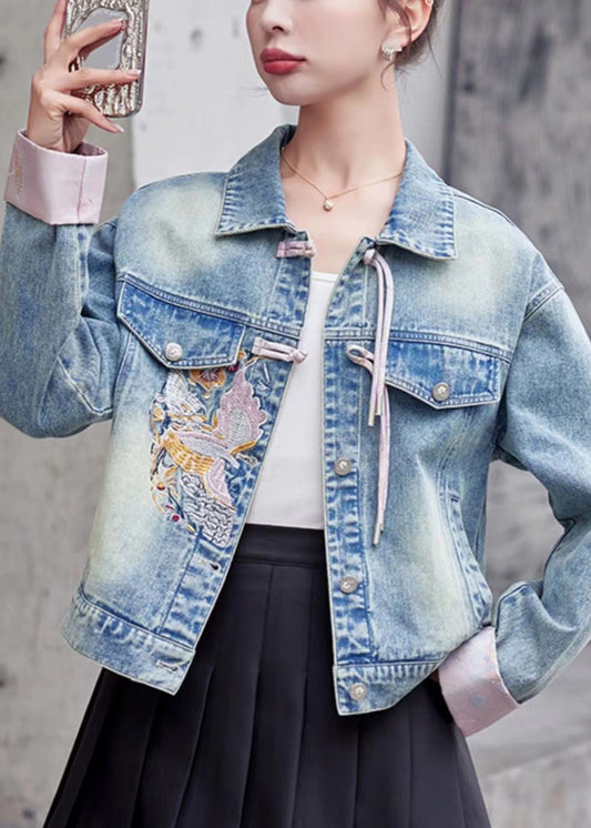 Classic Vintage Coat with a Flattering Fit