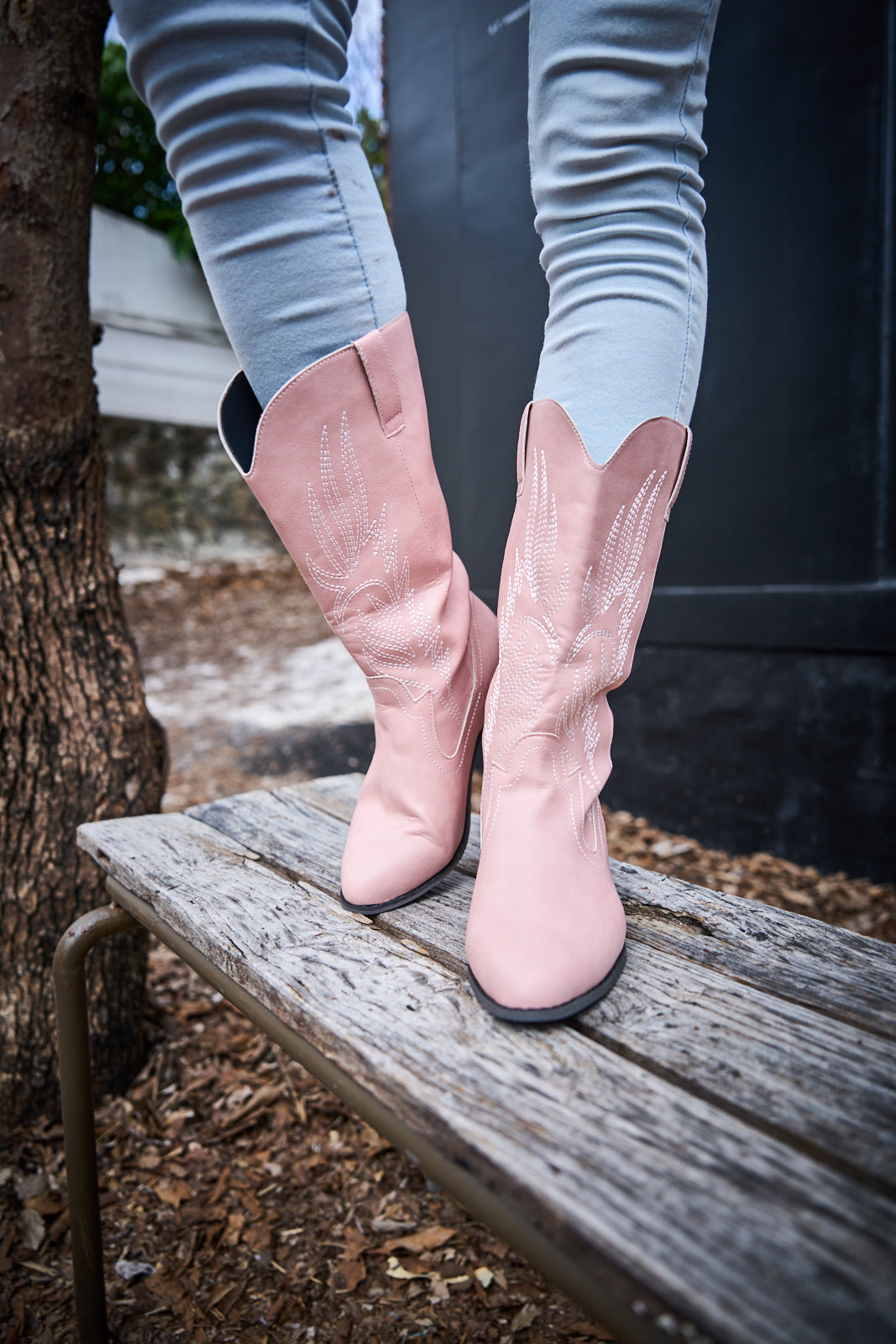 Gracefully Styled Boots for Any Occasion