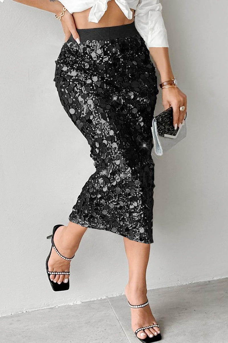 Sophisticated Garment with a Clean Classic Look