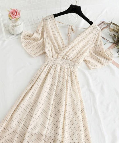 Classic Vintage & Enduringly Stylish Dress