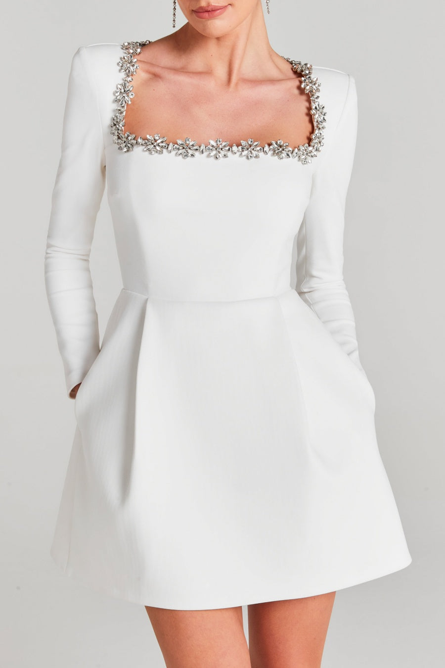 Beautifully Finished Dress in a Timeless Design