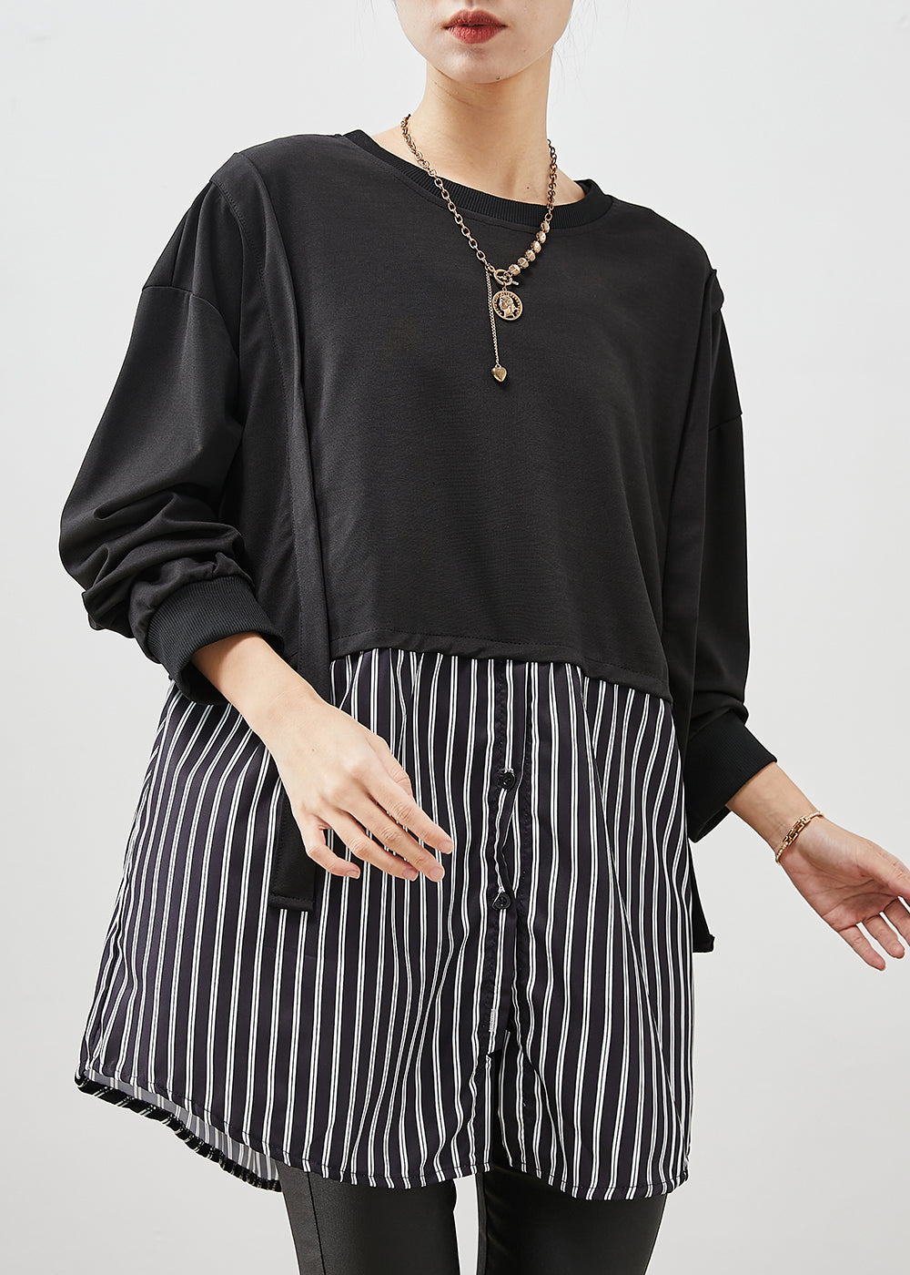 Effortlessly Elegant Shirt with a Timeless Design