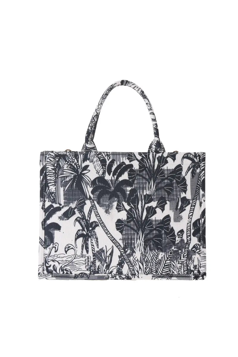 Effortlessly Elegant Bag with a Timeless Design