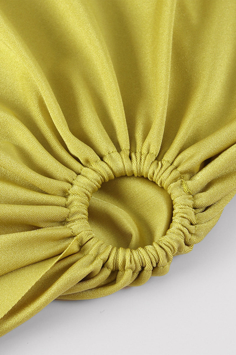Gracefully Styled Garment for Any Occasion