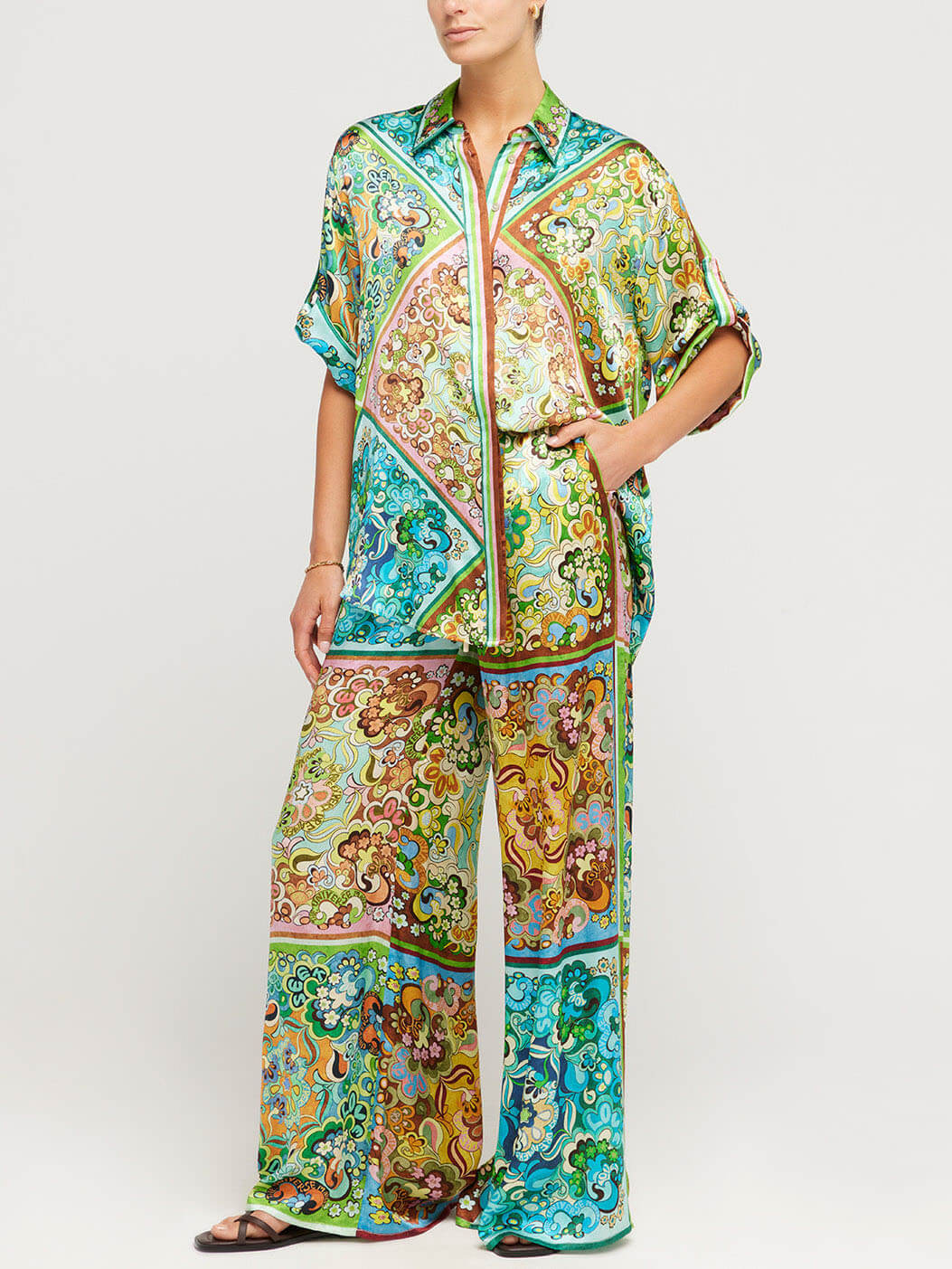 Elegantly Styled Shirt for Everyday Wear