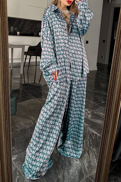 Beautifully Finished Garment in a Timeless Design
