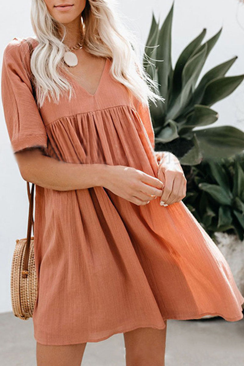 Beautifully Finished Dress in a Timeless Design