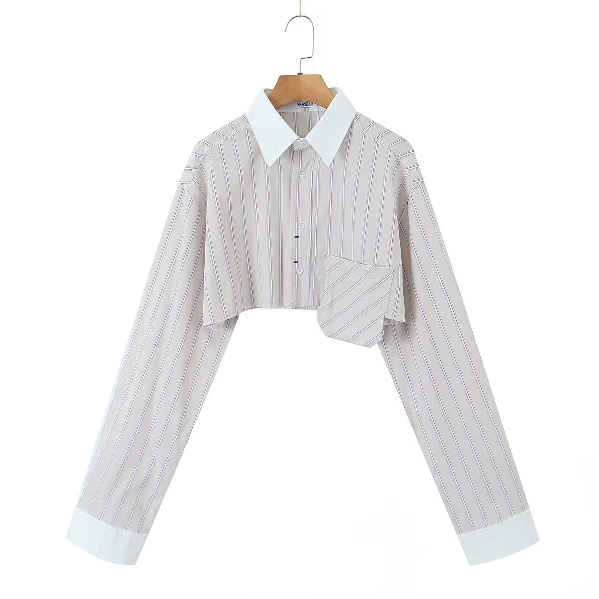 Classic Vintage Shirt with a Flattering Fit