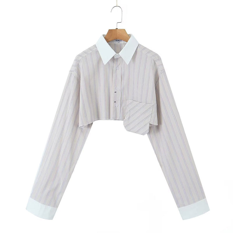 Classic Vintage Shirt with a Flattering Fit