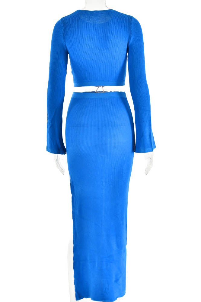 Effortlessly Elegant Garment with a Timeless Design