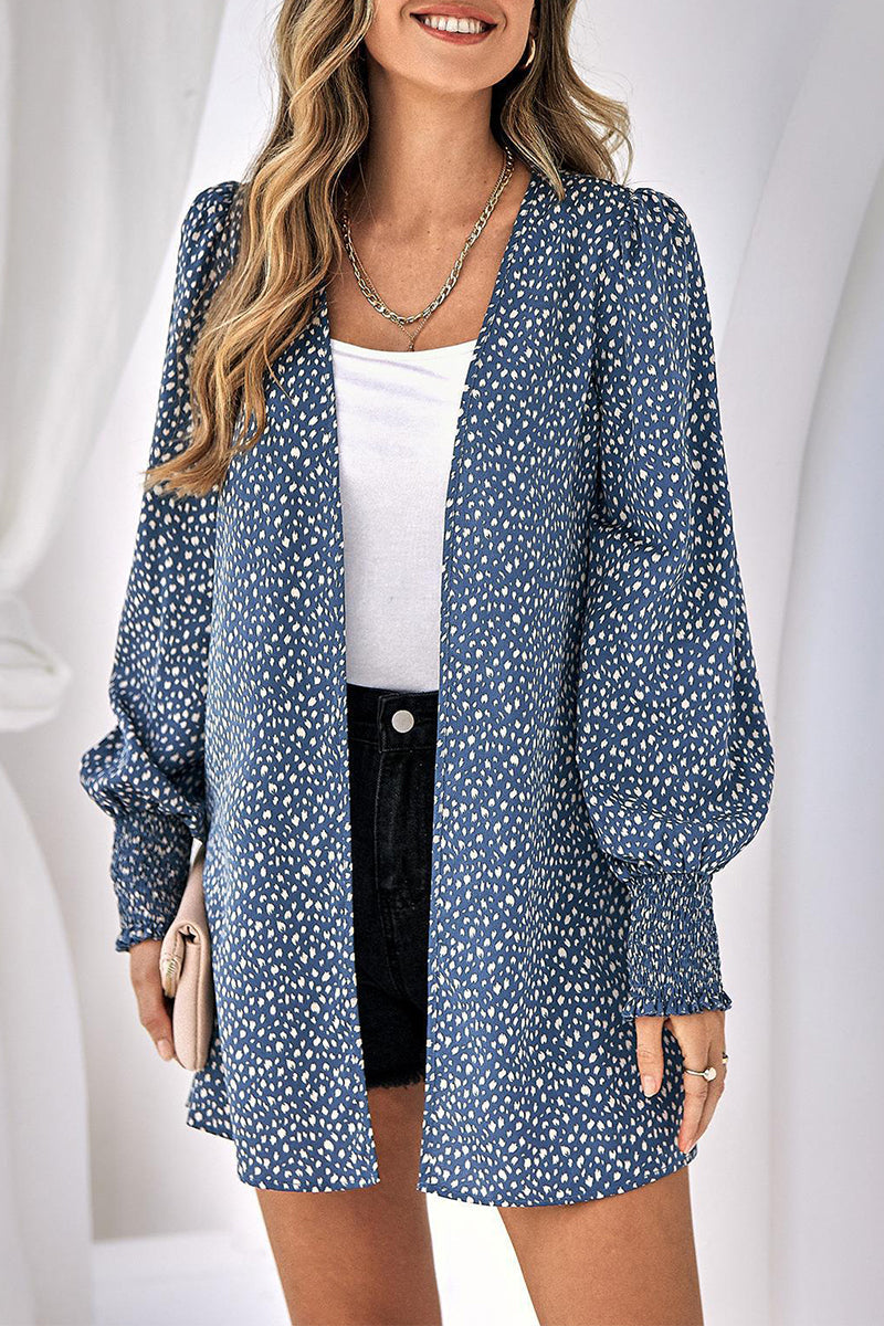Effortlessly Elegant Top with a Timeless Design
