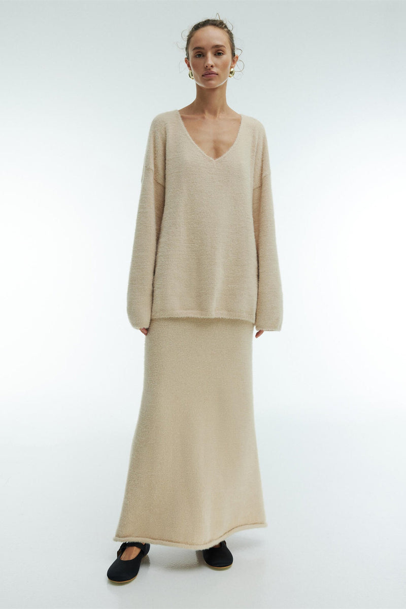 Sophisticated Garment with a Clean Classic Look