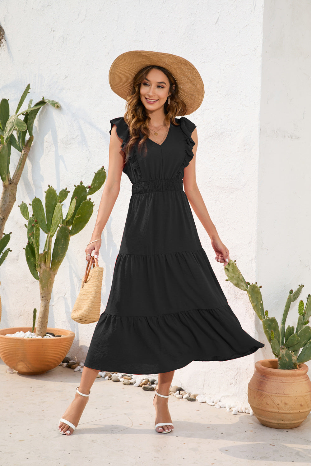 Beautifully Finished Dress in a Timeless Design