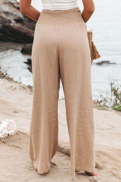 Well Tailored Pants with a Graceful Silhouette