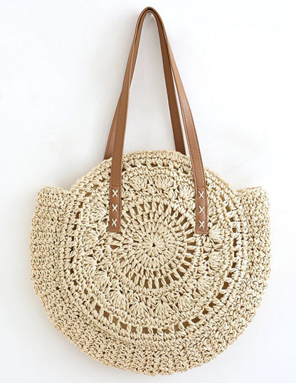Gracefully Styled Bag for Any Occasion