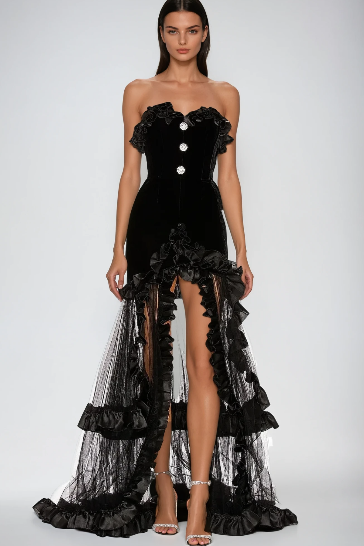 Well Tailored Dress with a Graceful Silhouette