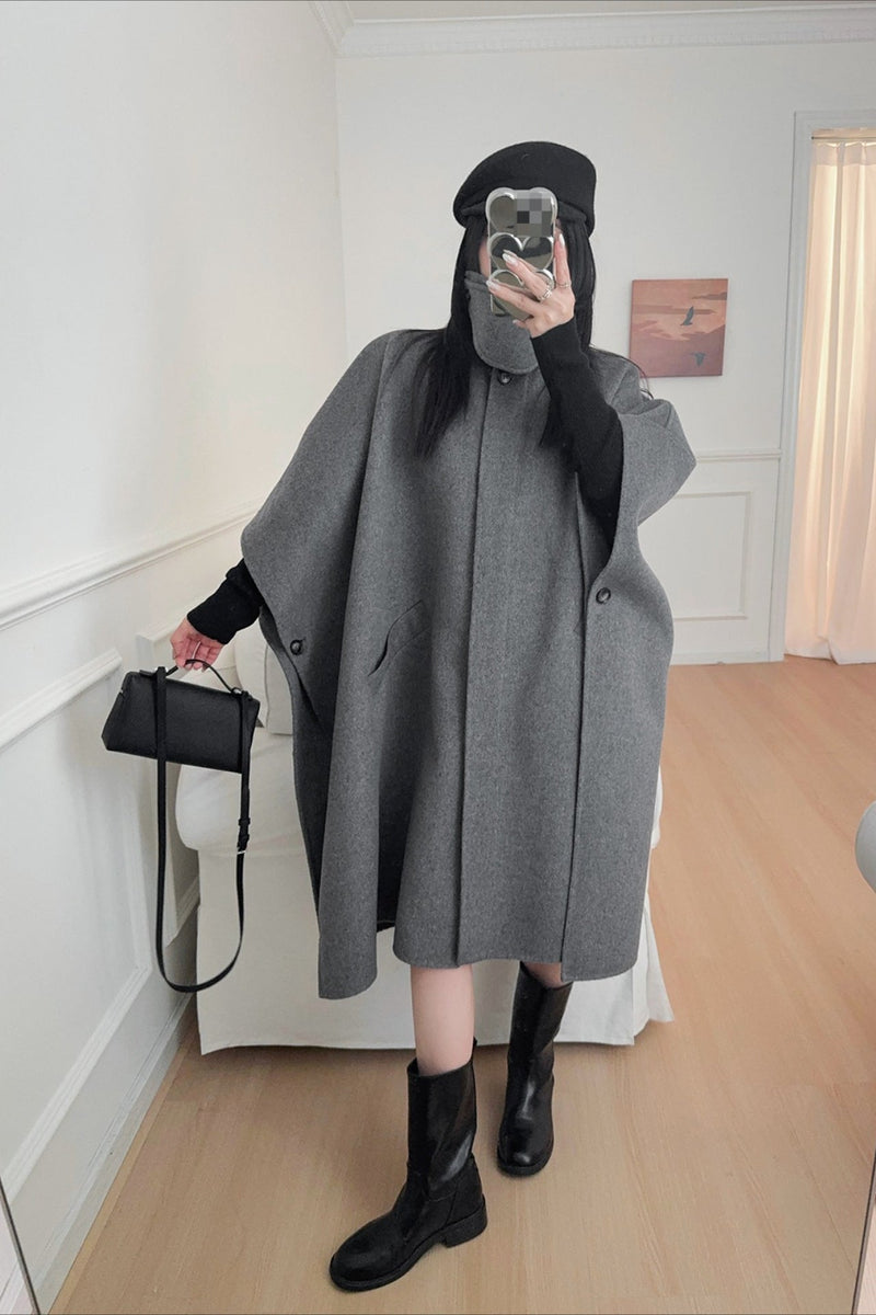 Elegantly Styled Coat for Everyday Wear