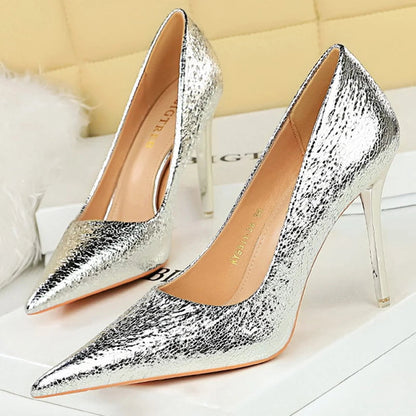 Well Tailored Heels with a Graceful Silhouette
