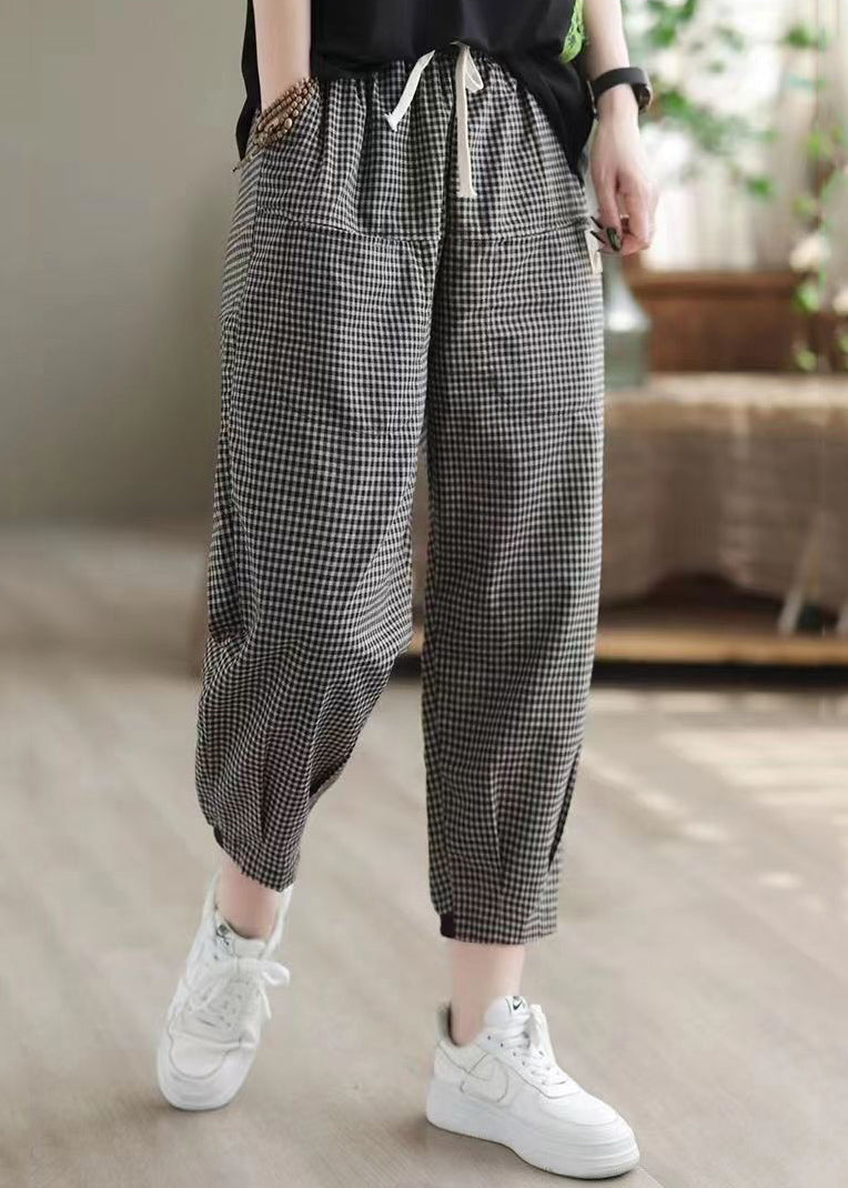 Well Tailored Pants with a Graceful Silhouette