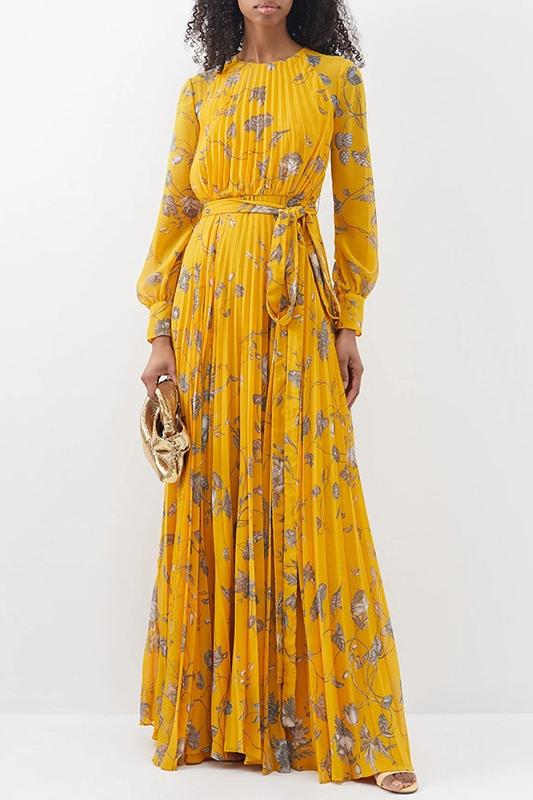 Beautifully Crafted Dress in a Classic Style