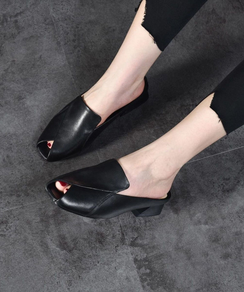 Beautifully Finished Sandals in a Timeless Design