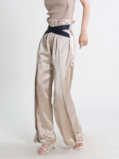 Classic Vintage Trousers with a Flattering Fit